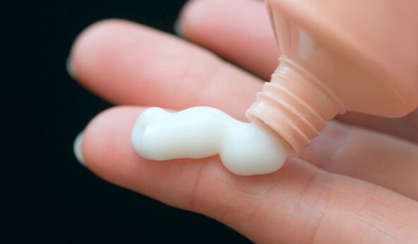 ointment for the treatment of knee arthrosis